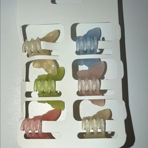 Mini Butterfly Hair Clip Set of (6) - Picture 4 of 5